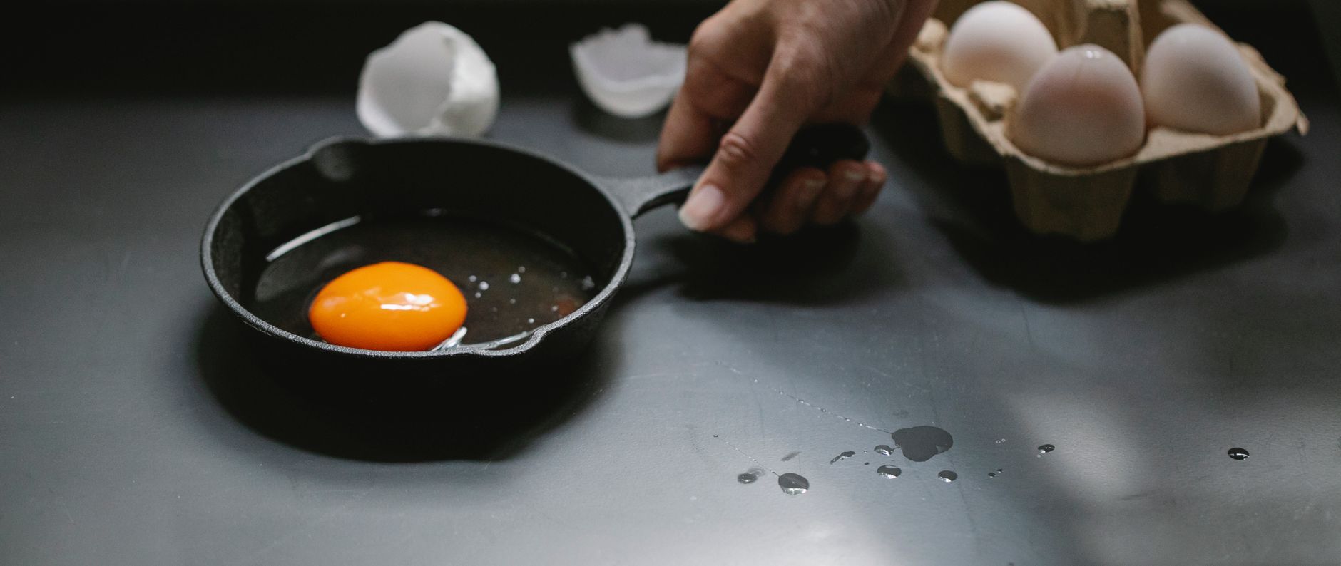 Cleaning and Re-Seasoning a Cast Iron Skillet the Right Way - care & repair
