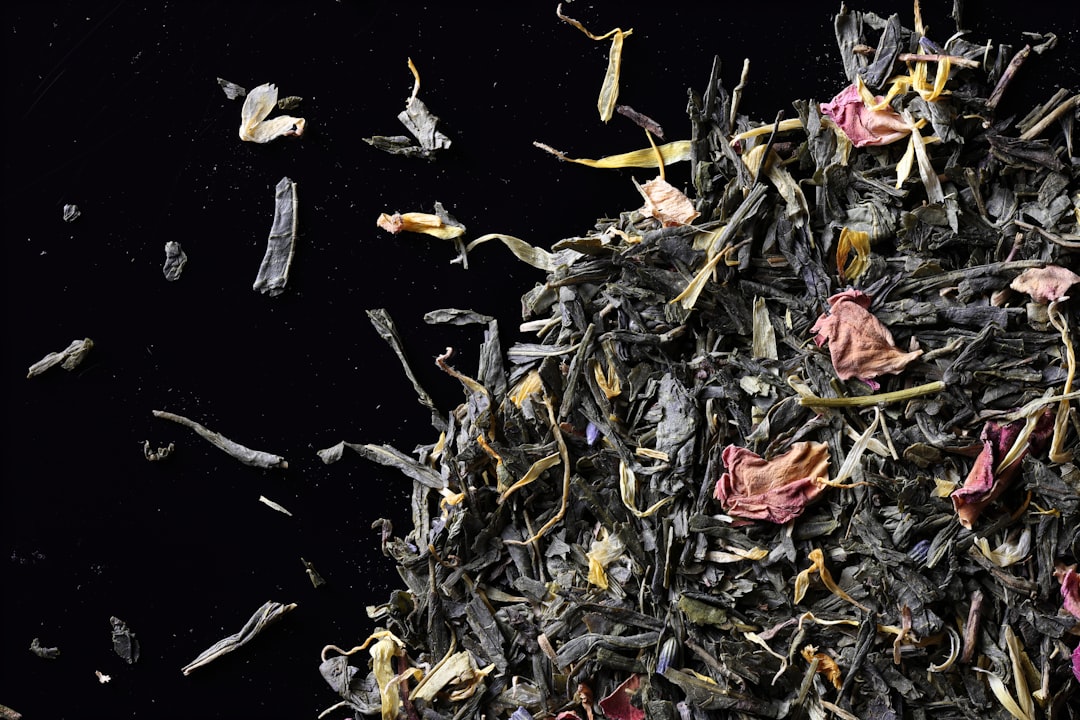 The Right Way to Steep Loose Leaf Tea, Leaf by Leaf - the morning table