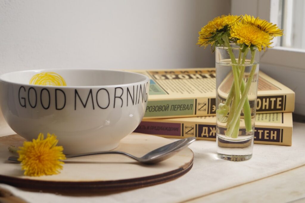 How to Actually Set a Breakfast Table for One or a Family - the morning table