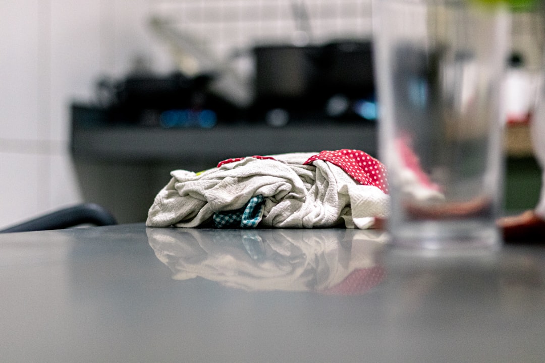 The Kitchen Cleaning Order That Actually Gets It Clean - slow cleaning